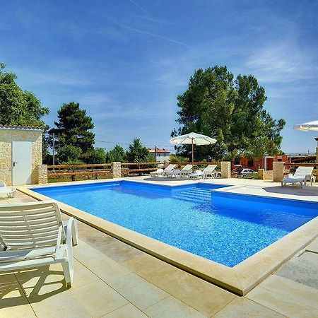 Apartments Puntica Ližnjan 외부 사진