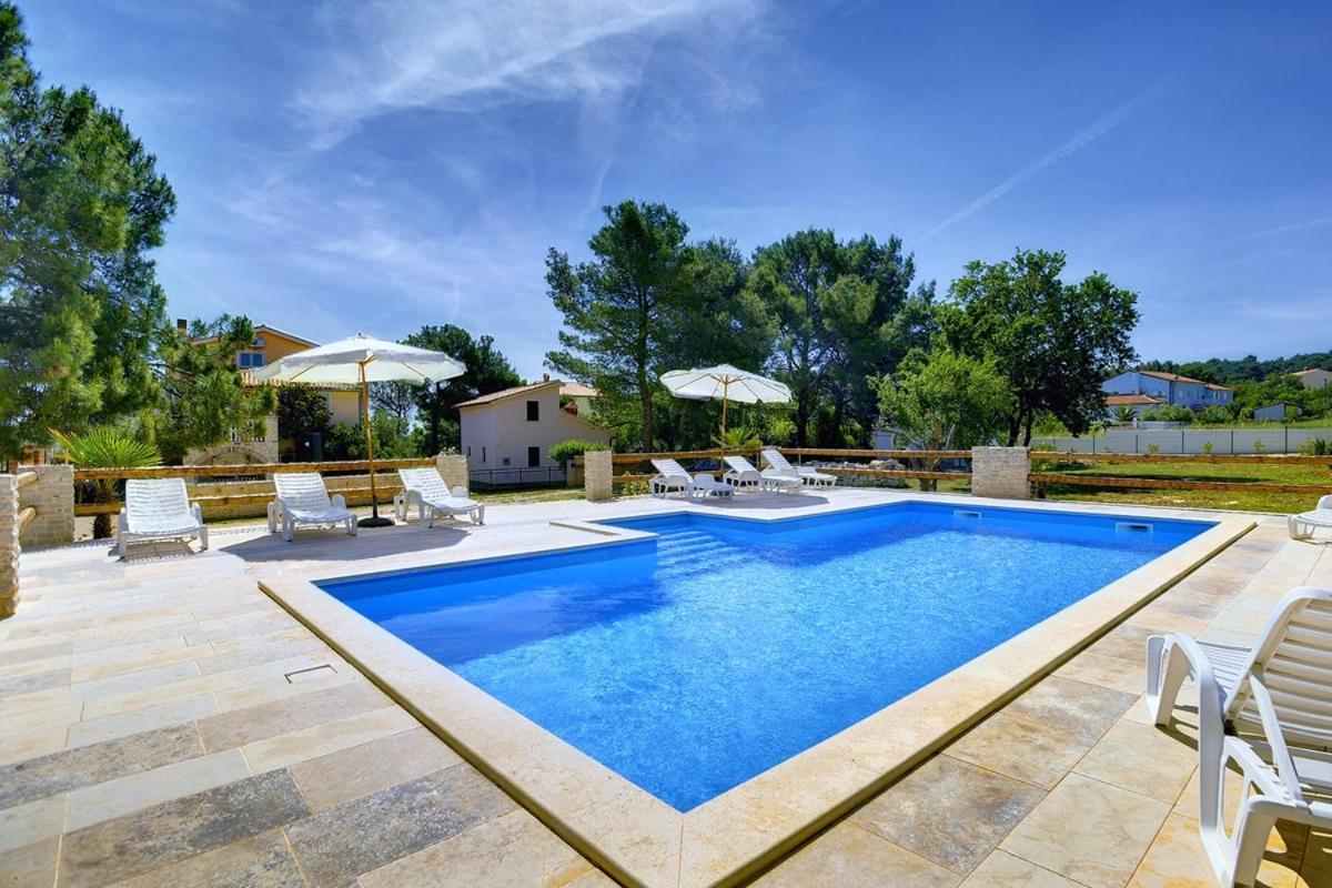 Apartments Puntica Ližnjan 외부 사진