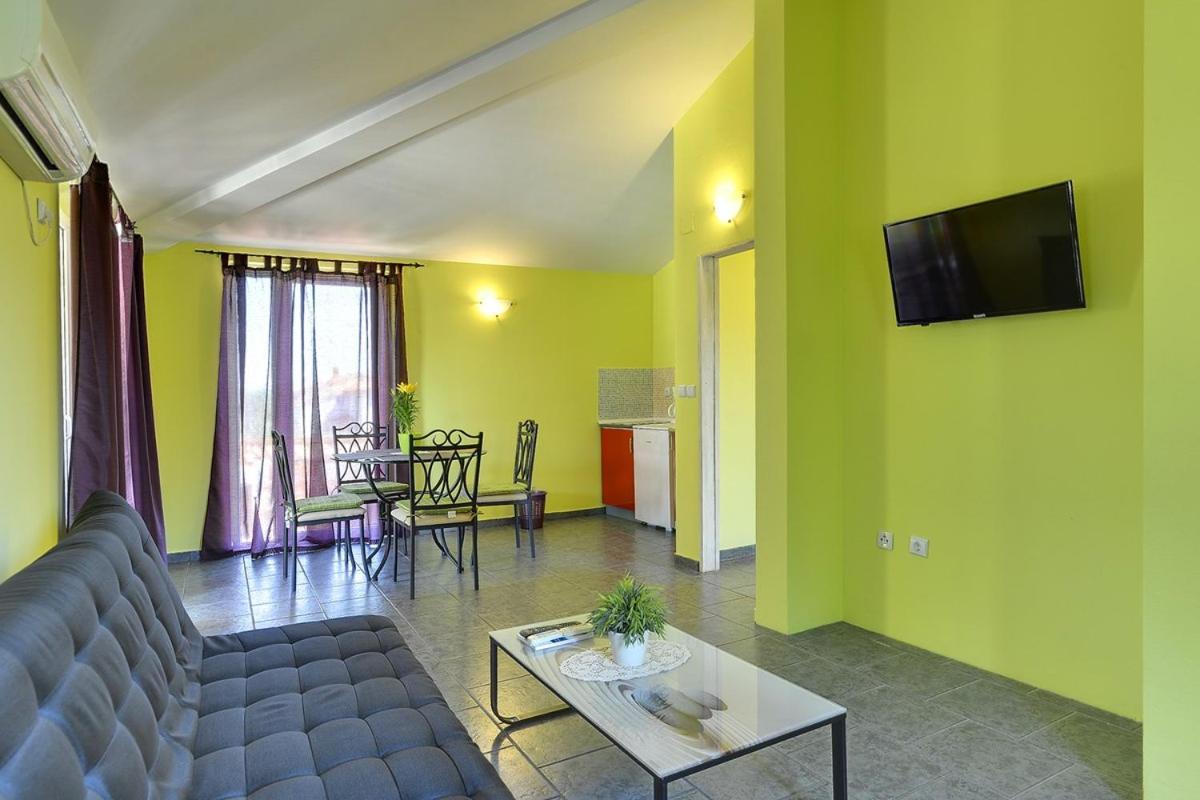 Apartments Puntica Ližnjan 외부 사진