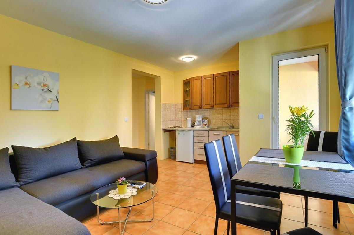 Apartments Puntica Ližnjan 외부 사진