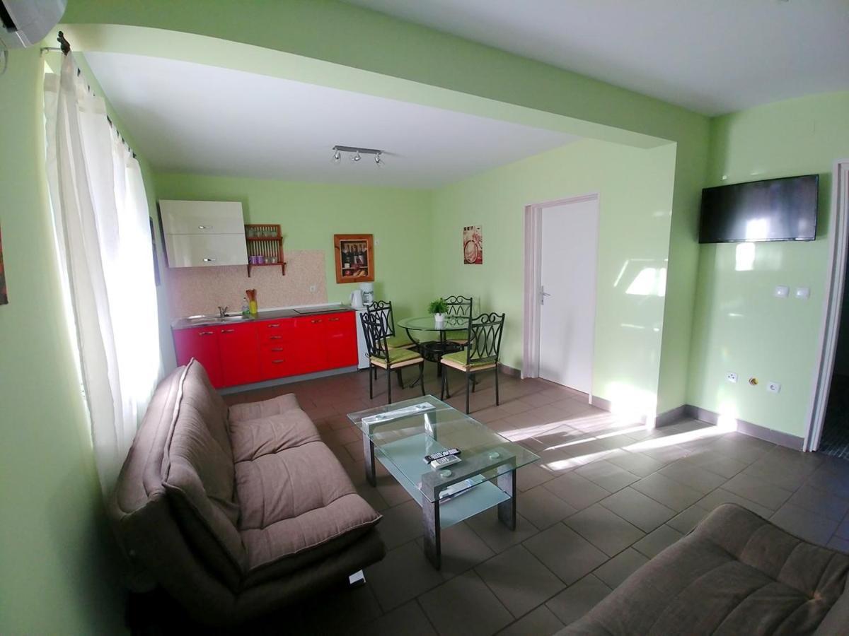 Apartments Puntica Ližnjan 외부 사진